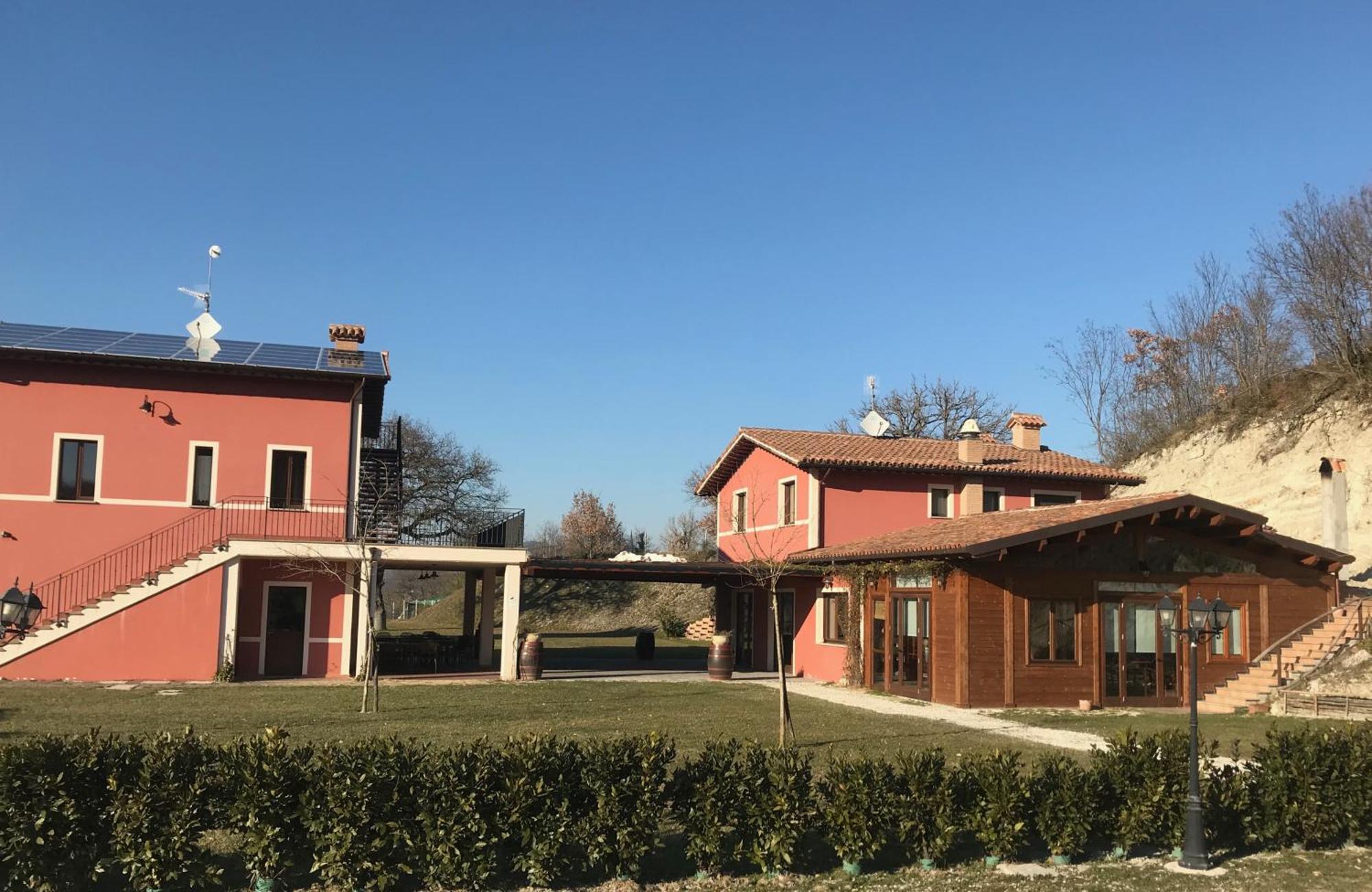 Agriturismo La Vita E Bella Villa Fabriano Exteriör bild